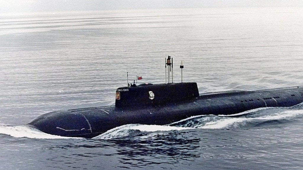Nëndetsja nukleare ruse “Kursk u mbyt ne detin Barents me 12 Gusht 2000 