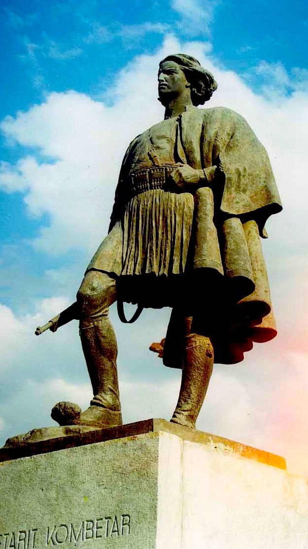 Odise Paskali - Statuja e Luftetarit Kombtar