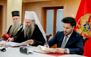 Kryetari i Kishës Ortodokse serbe, Peshkopi Porfirije dhe Kryeministri i Malit të Zi, Dritan Abazoviç