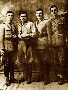 I pari majtas Llan Kaloshi, Dan Kaloshi, Sef Kaloshi dhe Ferit Sina