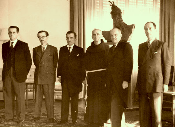 Këshilli i Regjencës 1943 (Mihal Zallari i dyti majtas)