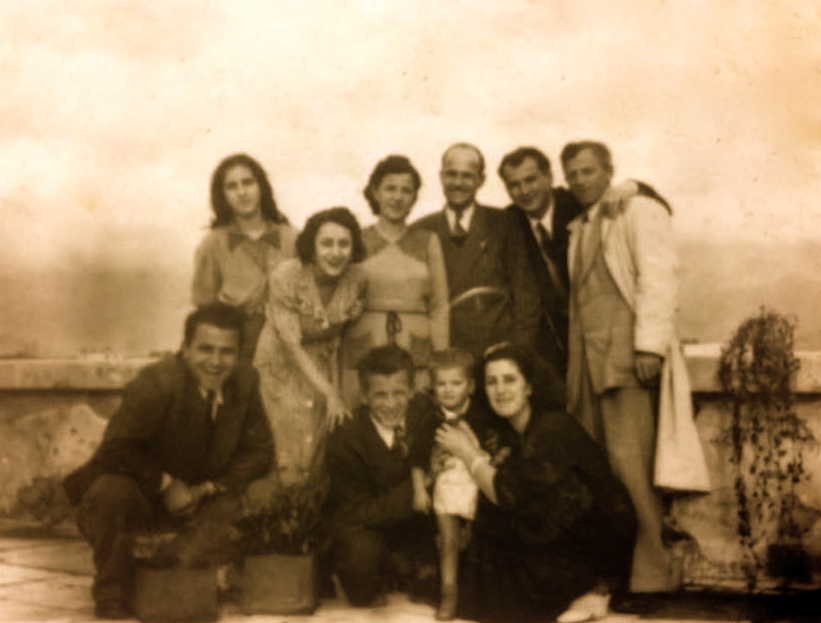 Tre Vellezerit Radi - Balto, Anton, Lazrime grate e tyre Roza, Stefa dhe Vitore si dhe Filip Ndocaj dhe Xhina Vushmaqi