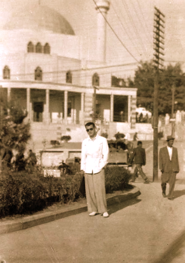 Lazer Radi Durrës, Verë 1940