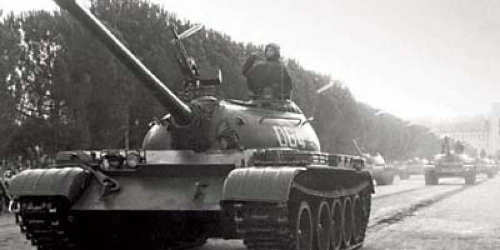 Tank - Parada e vitit 1979