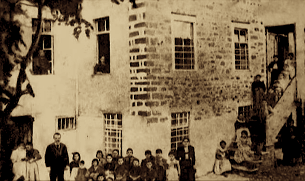 Shkolla e Vashave Korçë - dhe Sevasti Qiriazi