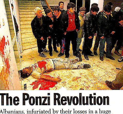 Shtypi i Huaj për ngjarjet e shkurtit 1997, në VlorëShtypi i Huaj për ngjarjet e shkurtit 1997, në Vlorë