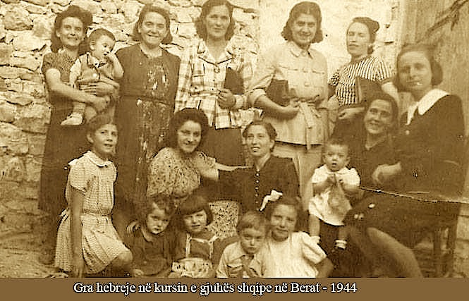 Gra hebreje në kursin e gjuhës shqipe - Berat 1944
