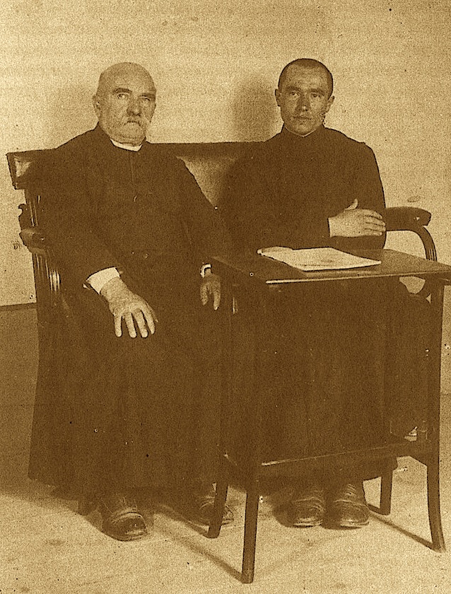 Jak Gardini me mësuesin e tij dom Ndre Mjedën, Shkodër 1932