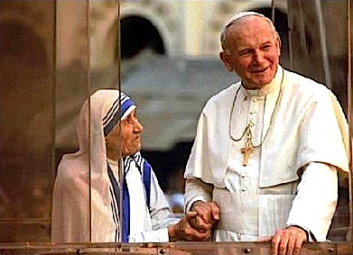 Papa Gjon Pali II dhe Nënë Tereza në Tiranë, në vitin 1993