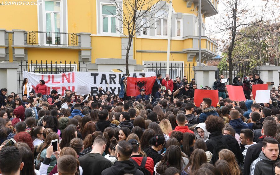 Protesta studentore, para Ministrisë së Arsimit
