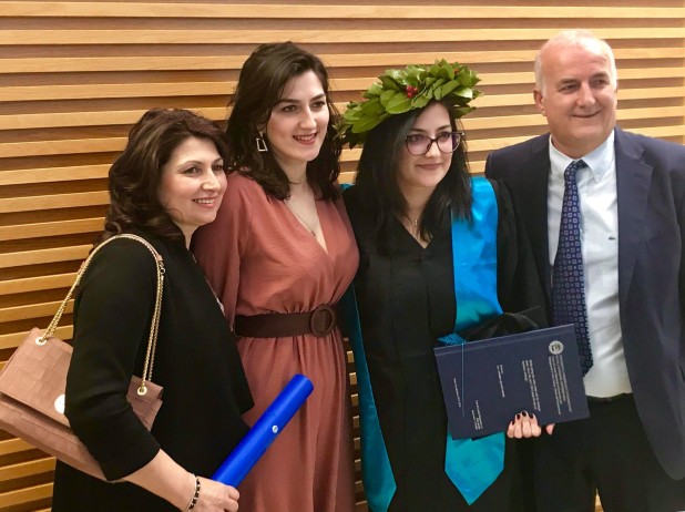 Familja e Ana Radit - ne Bocconi 2019