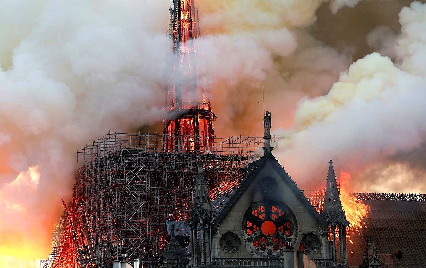 Notre Dame - 15 prill 2019