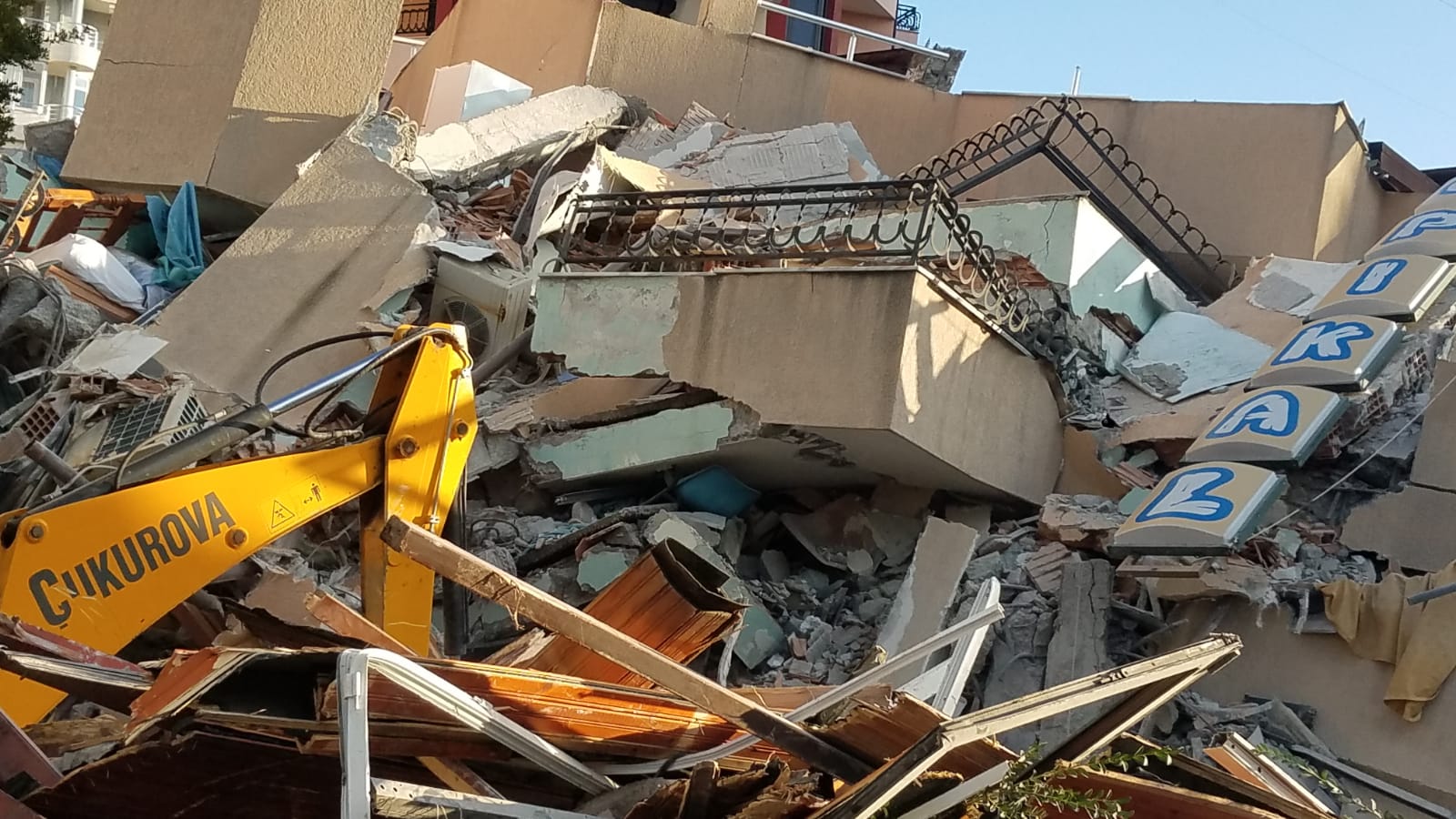 26 nëntor 2019 - Tërmeti Durrës