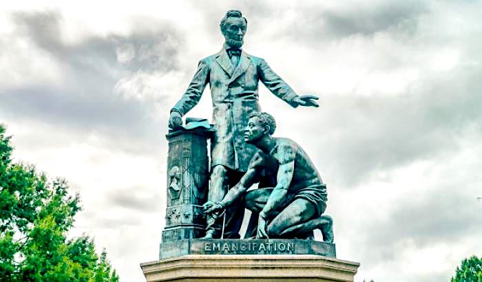 Statuja e Abraham Lincoln