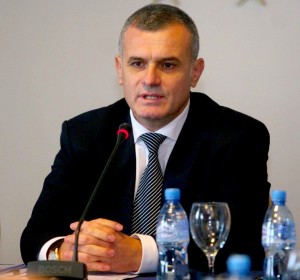 Bujar Leskaj - Kandidat për deputet i Qarkut të Vlorës