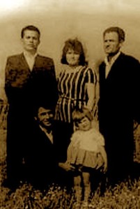 Faik Alla, Hajdine Alla, Aziz Alla, Haki Alla, Arjana Alla - Savër 1965
