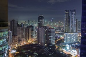 Manila - Kryeqytetin i Filipineve me rreth 20 milion banore