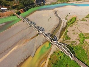 Ura e Milotit - Skanderbeg - pamje nga lart