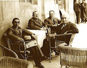 Profesorët e Liceut të Korçës: Stralla, Qorri, Skëndi, Sugari, 1941