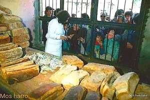 Dyqan buke në kohën e komunizmit shqiptar