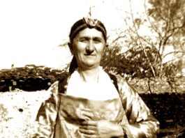 Nana Shqiptare, Martire e Kombit
