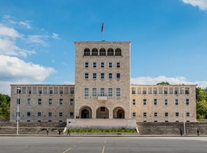 Universiteti i Tiranës