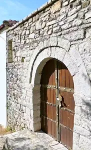 Portë në Qeparo