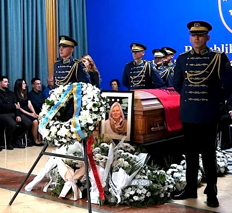 Vdekja e Flora Brovinës